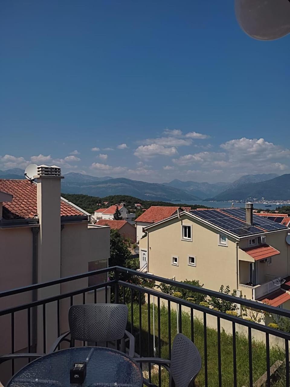 Apartments Vranes Tivat Kültér fotó